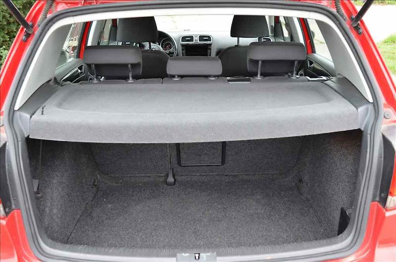 Volkswagen Golf (2013) 1,2 TSI - fotka 20 z 21
