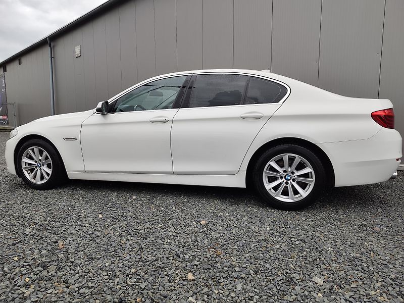 BMW Řada 5 525D X-DRIVE - fotka 3 z 21