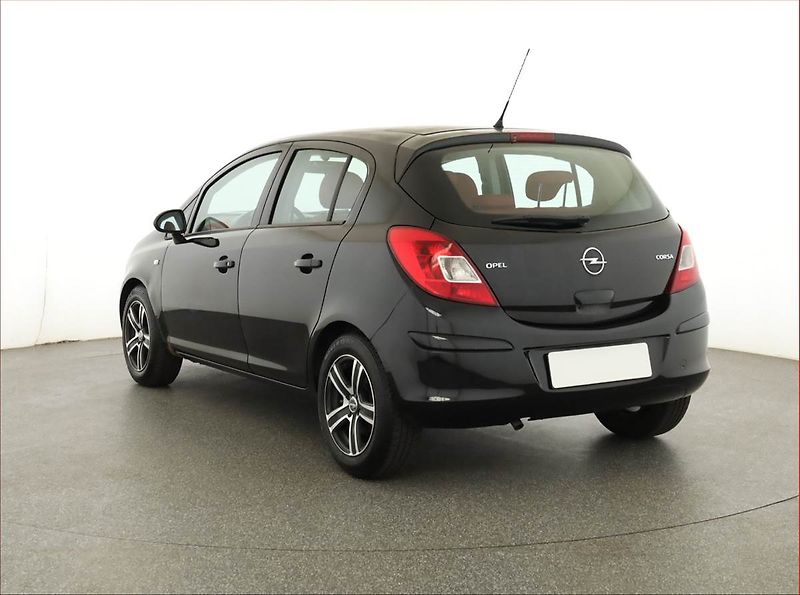 Opel Corsa (2009) 1.2, nová STK, jezdí výborně - fotka 4 z 15