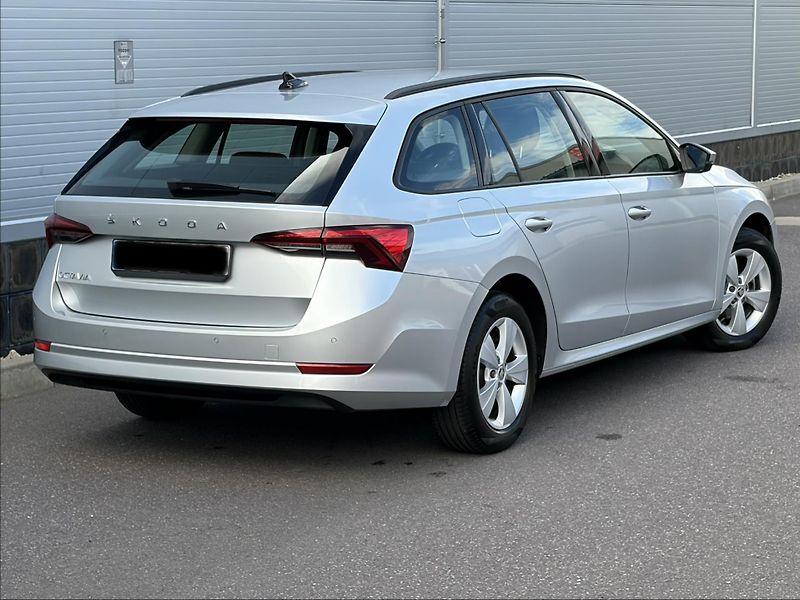 Škoda Octavia (2022) 2.0TDi DSG/BEZ NEHODY/ACC/NAVI - fotka 6 z 26