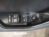 Škoda Superb (2020) 2.0 TDi, L&K, DSG - náhled 21