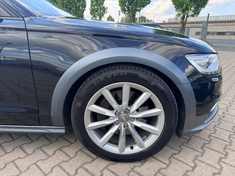 Audi A6 Allroad (2012) 4X4 V6 3,0TDI 230KW BEZ ADBLUE - fotka 17 z 50