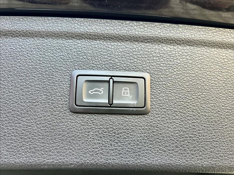 Audi SQ5 3,0 TFSI QUATTRO PANORAMA - fotka 17 z 59