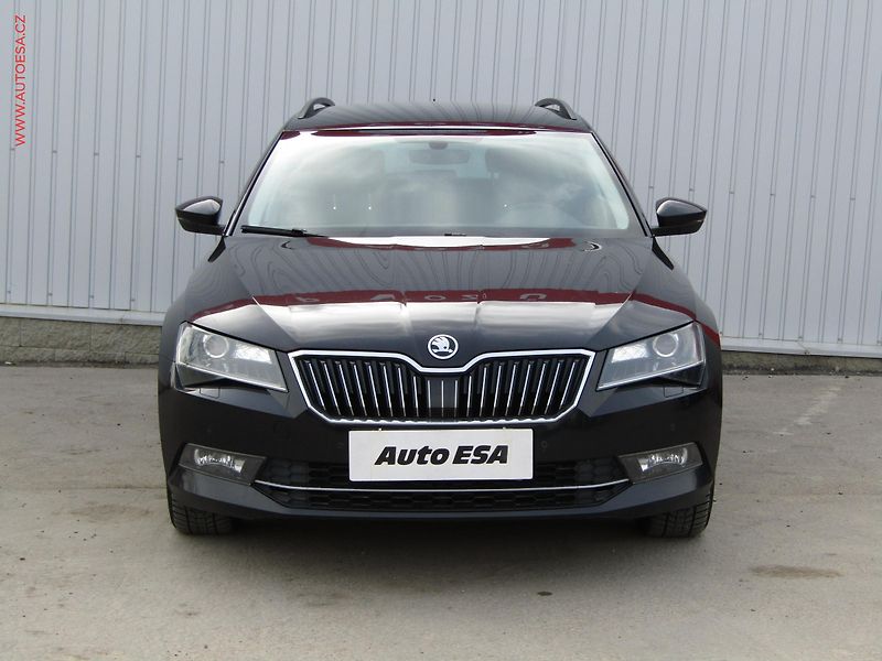 Škoda Superb (2017) 2.0TDi, Ambition, bixen - fotka 2 z 18