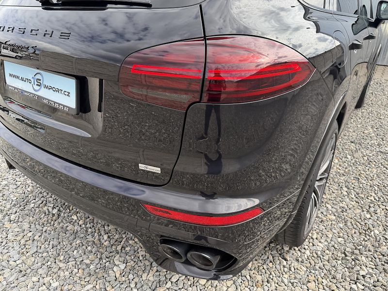 Porsche Cayenne 3.0TDI V6 265PS 4x4 GTS PAKET! - fotka 44 z 159