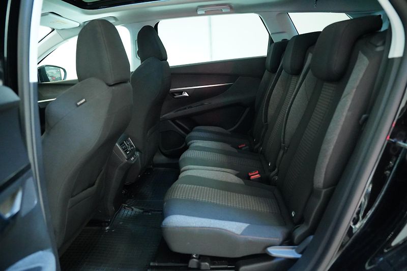 Peugeot 5008 - fotka 25 z 29