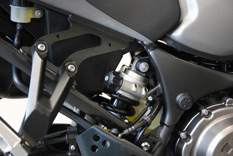Yamaha XT 1200 Z Super Ténéré (2016) hezký stav - fotka 9 z 21