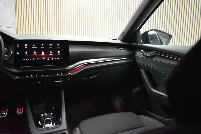 Škoda Octavia RS 2.0 TDI 147kW 4x4*DPH*ČR 1M - fotka 9 z 33