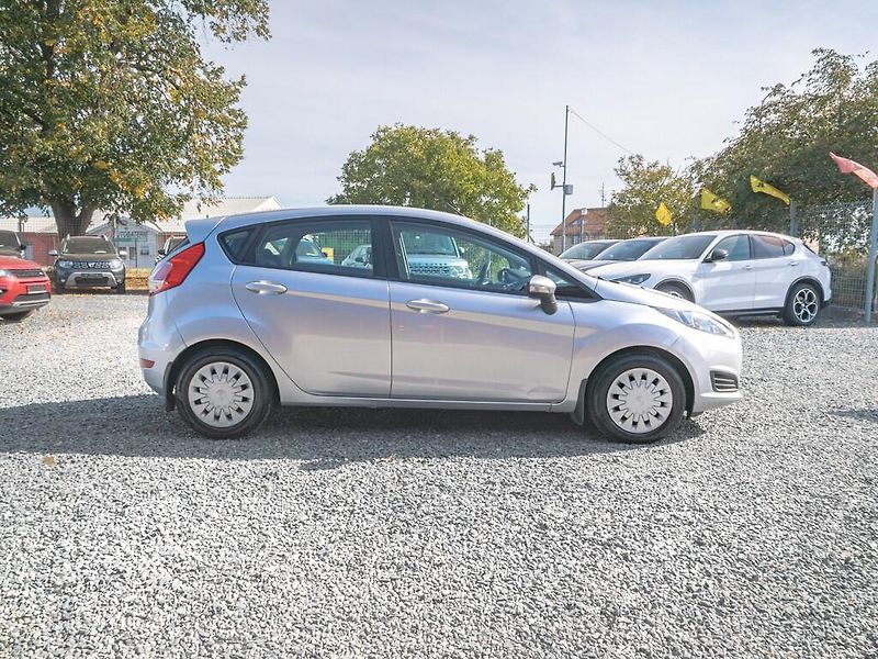 Ford Fiesta (2014) 1.6TDCI 70KW – PO ROZVODECH - fotka 4 z 45