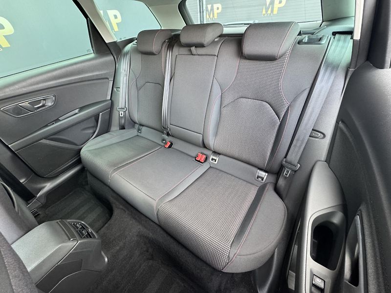 Seat Leon (2019) 1.5TSi MAN FR, 1.MAJ, RZV - fotka 17 z 47