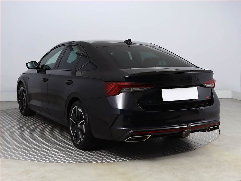 Škoda Octavia (2021) RS 2.0 TSI - fotka 4 z 21