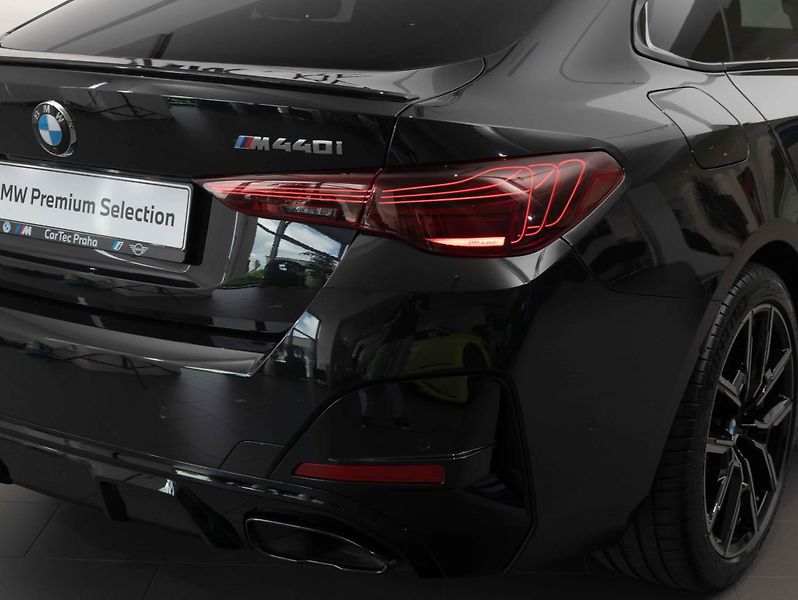 BMW Řada 4 M440i xDrive Gran Coupé - fotka 9 z 22