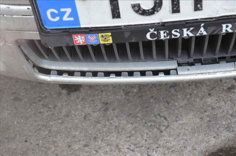 Škoda Superb (2007) 2,5 TDI - fotka 8 z 31