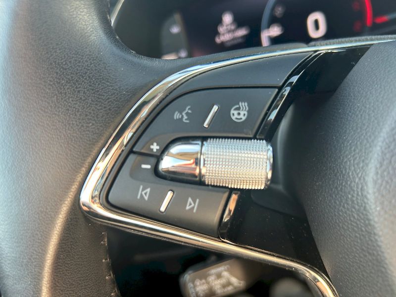 Škoda Superb (2023) COM GRT STY TD 110/2.0 6MP - fotka 21 z 30
