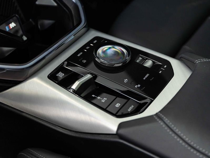 BMW X3 M50 xDrive - fotka 15 z 22