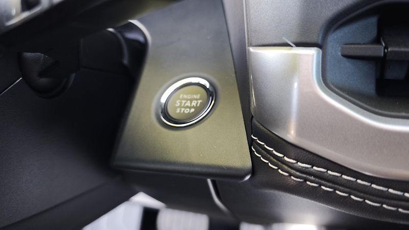 Jeep Compass (2026) Altitude hybrid 145PS automat  - fotka 33 z 40