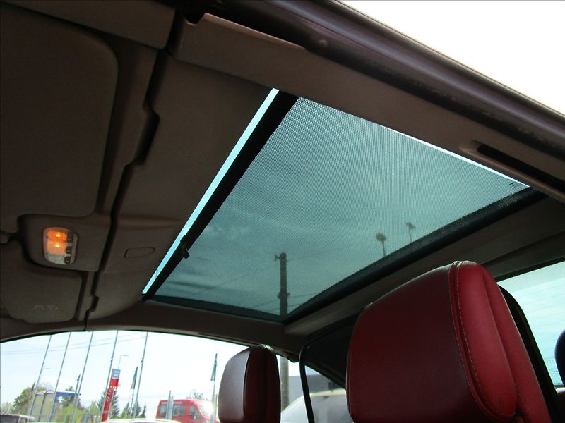 Renault Mégane 2.0T 16V, Cabrio - fotka 35 z 47