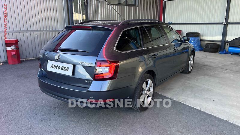 Škoda Octavia (2017) 2.0 TDi, ČR - fotka 2 z 3