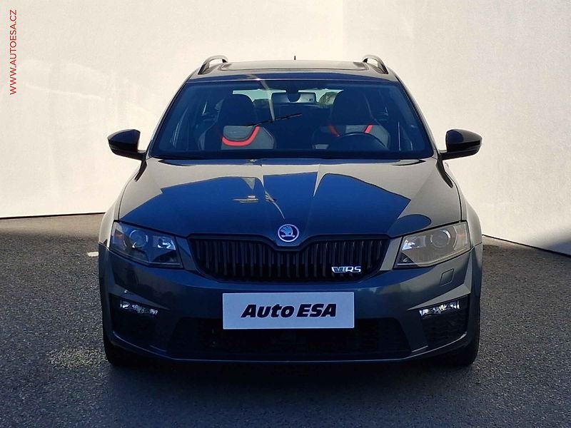 Škoda Octavia (2015) 2.0 TSi, RS, DSG, bixen - fotka 2 z 20