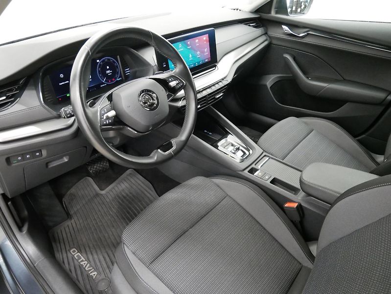 Škoda Octavia - fotka 12 z 25