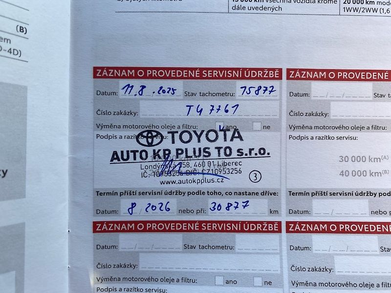 Toyota Yaris 1.5HEV, ČR-1m, Comfort, DPH - fotka 30 z 30