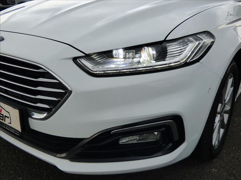 Ford Mondeo 2,0 LED,Navi,Titanium servis - fotka 65 z 72