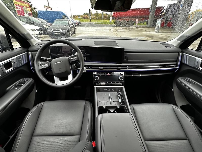 Hyundai Santa Fe 1,6 PHEV STYLE PREMIUM 4X4 - fotka 12 z 15