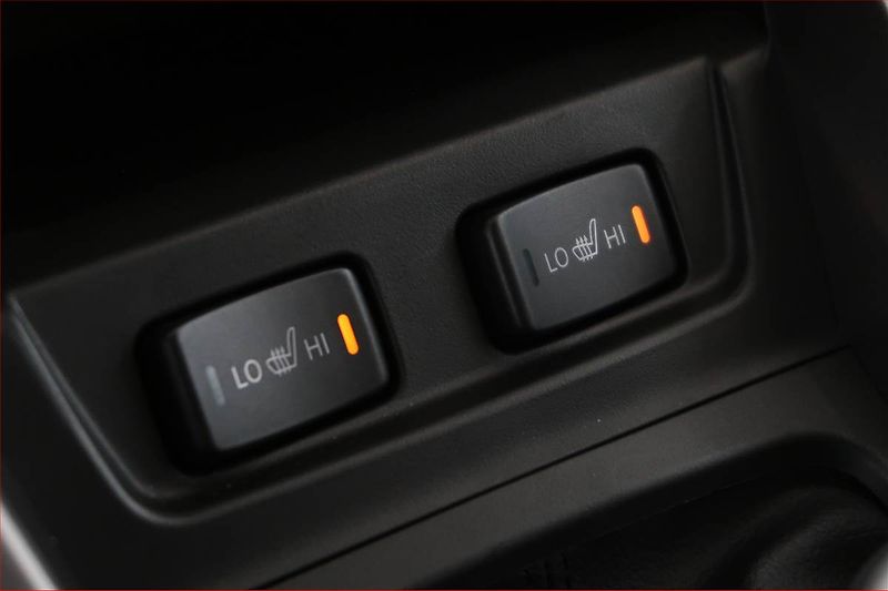 Suzuki Vitara (2025) 1.4 BoosterJet - fotka 16 z 18