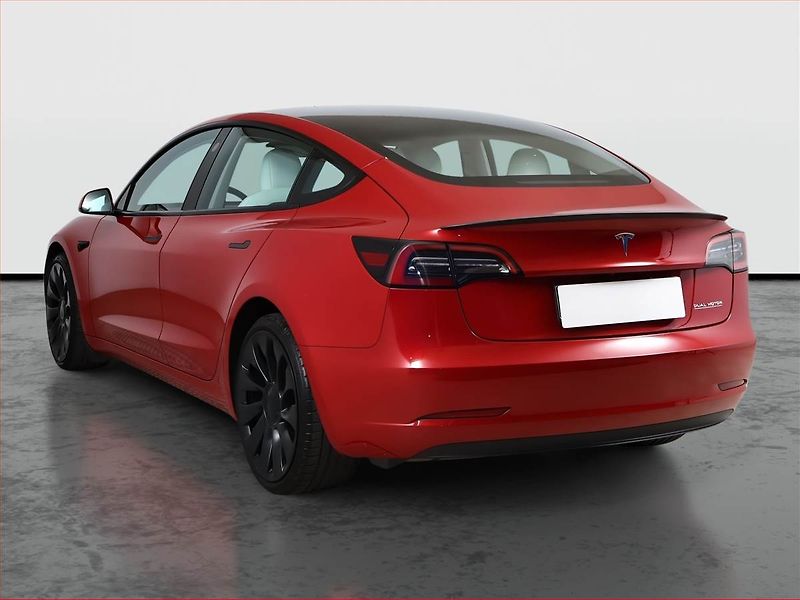 Tesla Model 3 (2022) Performance 79kWh, SoH 96% - fotka 4 z 23