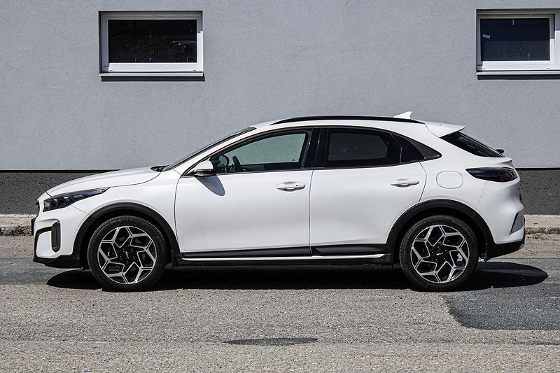 Kia Ceed - fotka 8 z 39