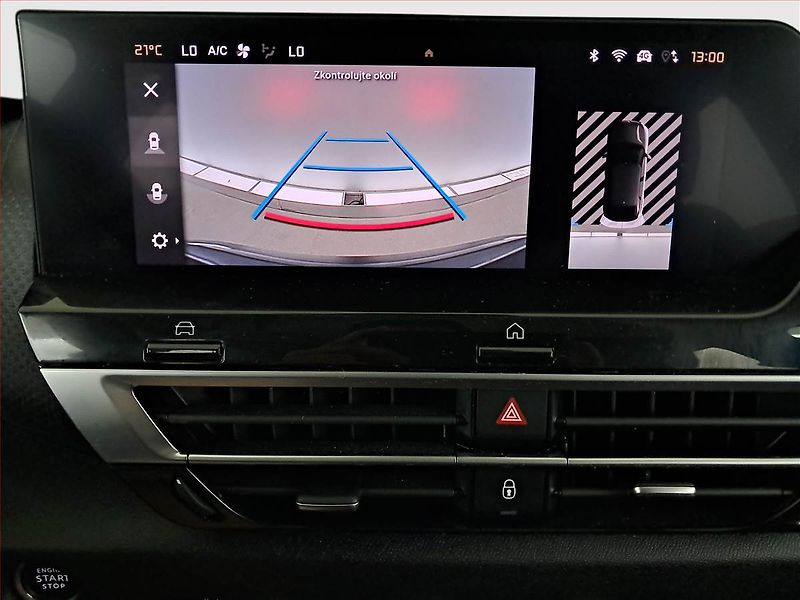 Citroën C4 (2023) 1.2 PureTech - fotka 16 z 18