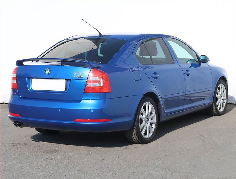 Škoda Octavia (2008) RS 2.0 TDI, Xenony, Tempomat - fotka 5 z 18