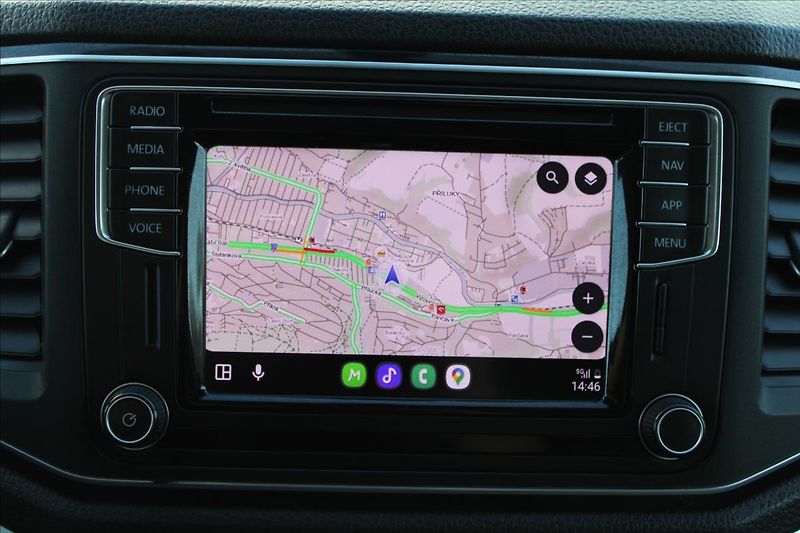 Volkswagen Amarok 3,0 TDI  ČR,AUTOMAT,4x4,DPH - fotka 13 z 33