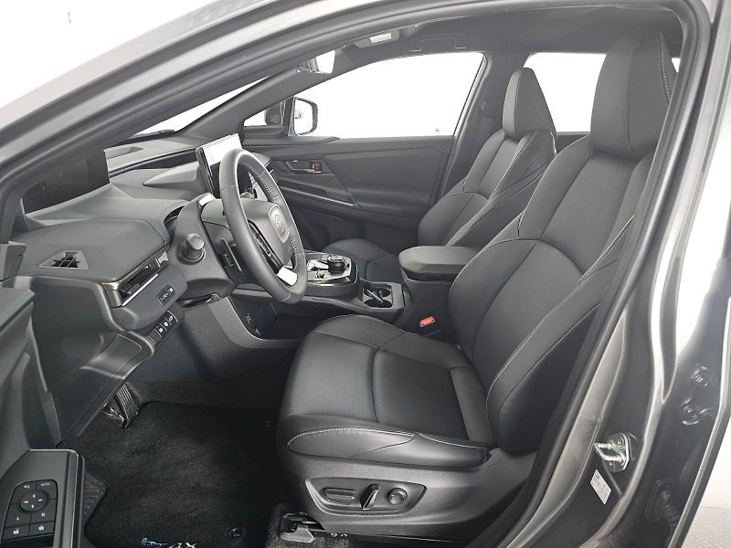 Toyota bZ4X (2026) FACELIFT AWD 343k EXECUTIVE - fotka 6 z 34