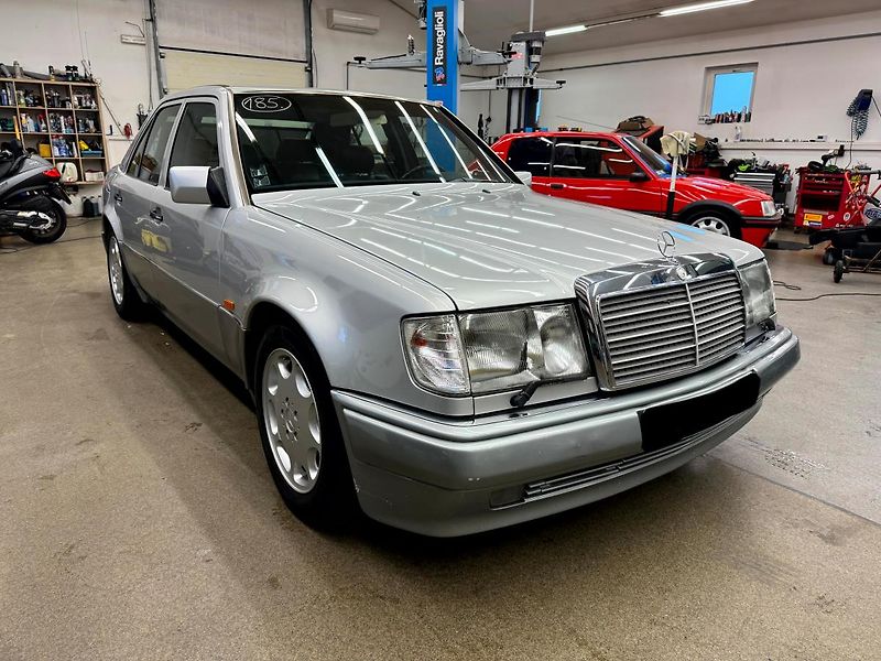 Mercedes-Benz Ostatní 500E W124  - fotka 1 z 18