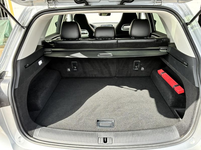 MG HS 1.5 TGI 119kW Elegance - fotka 12 z 23