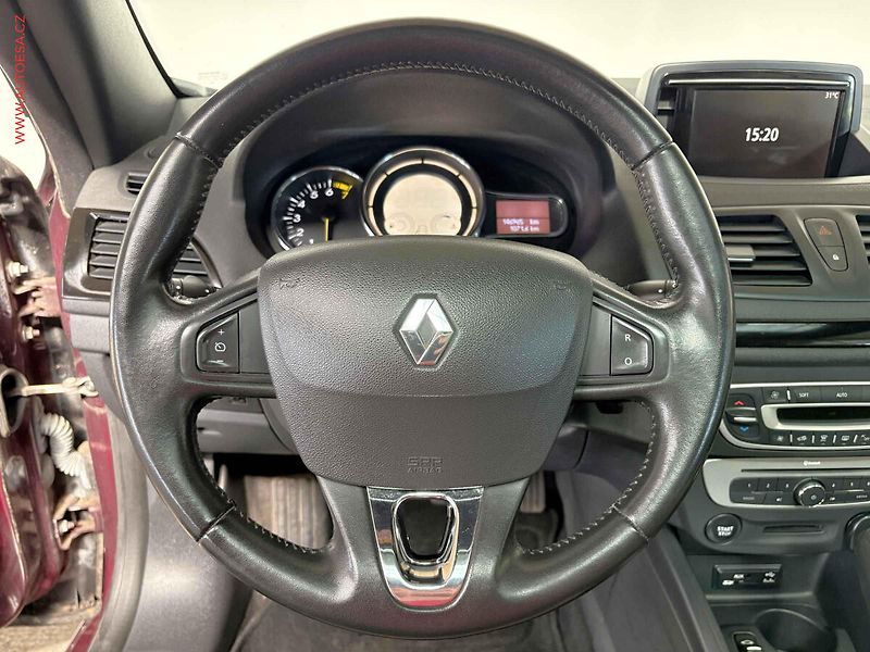Renault Mégane (2014) 2.0 i, Luxe, AT, kůže, navi - fotka 16 z 16