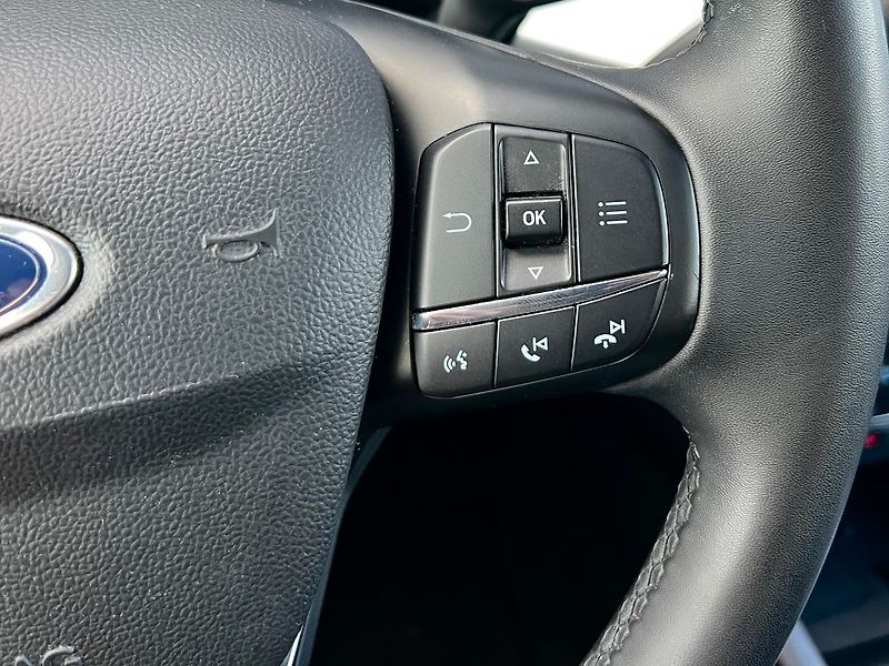 Ford Focus (2021) 1.5TDCi TITANIUM  88kW - fotka 24 z 49