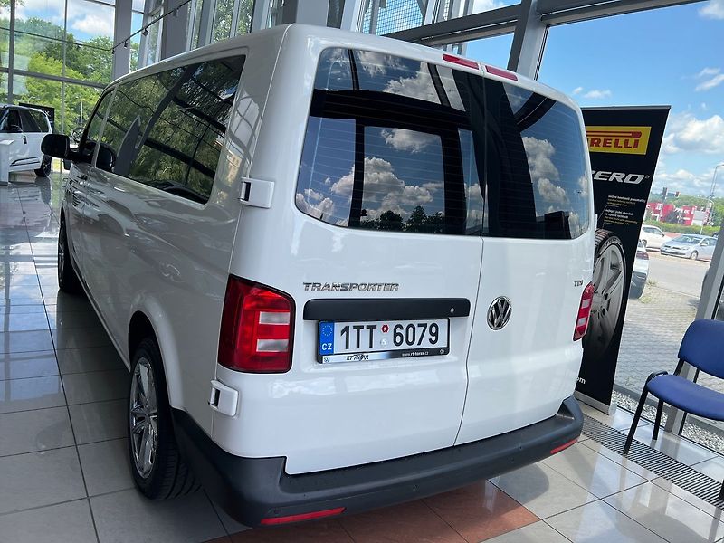 Volkswagen Transporter 2,0TDI 110kW 9míst - fotka 4 z 12