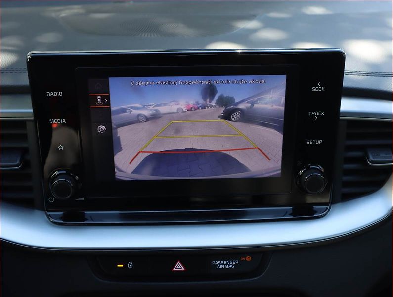 Kia Ceed (2023) Spin 1.0 T-GDI, SPIN, DPH - fotka 16 z 20