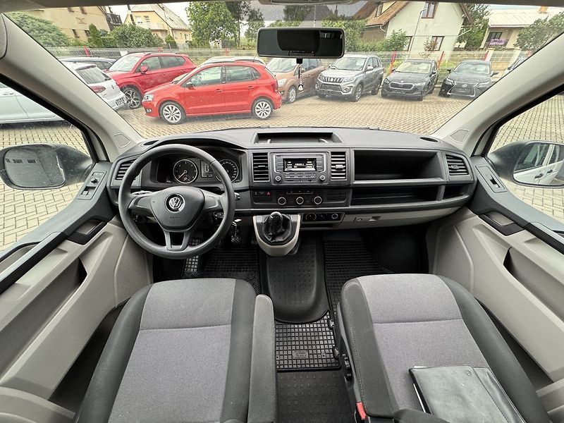 Volkswagen Transporter (2017) 2.0 TDi Tažné Senzory Tempomat - fotka 6 z 44