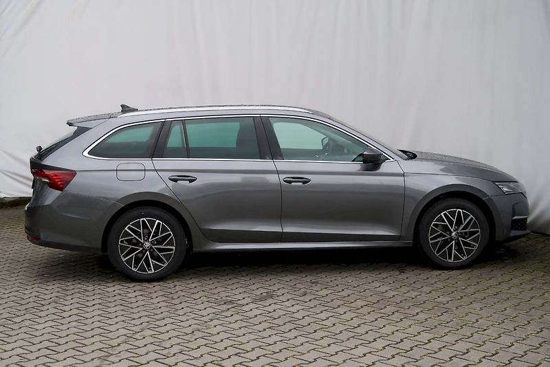 Škoda Octavia (2024) Combi Selection 1,5 TSI/85 kW - fotka 23 z 31