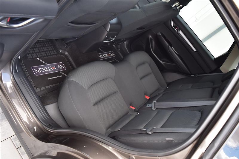 Mazda CX-5 2,2 d 110KW AUTOMAT TAŽNÉ ALU - fotka 18 z 50