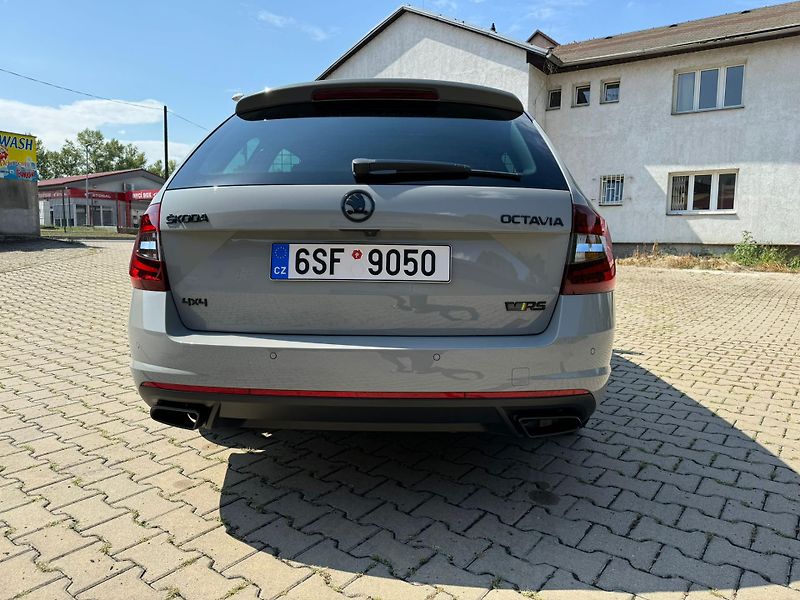 Škoda Octavia (2019) RS TDI 135KW  4x4 kombi  - fotka 6 z 30