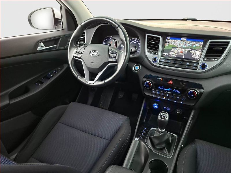 Hyundai Tucson (2016) 2.0 CRDi, 4X4, Serv.kniha - fotka 7 z 19