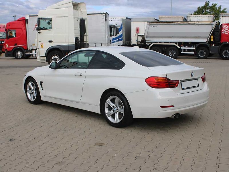 BMW Řada 4 430d - fotka 4 z 20