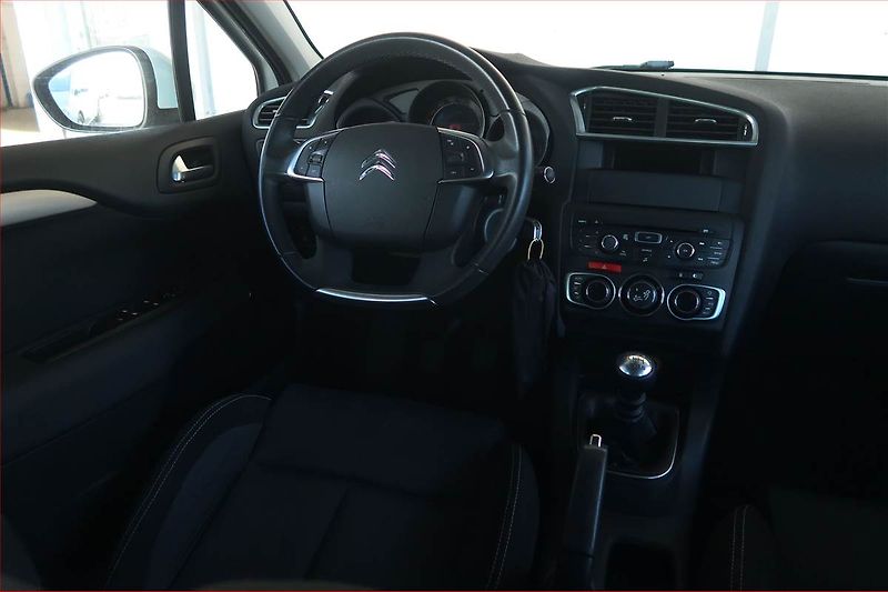 Citroën C4 (2012) 1.6 HDi, Tempomat - fotka 7 z 15