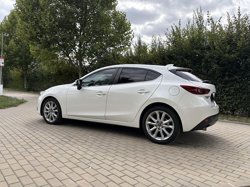 Mazda 3 2.0 Sports-Line - fotka 7 z 31