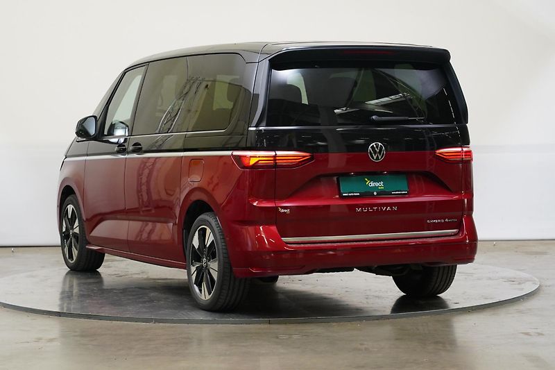 Volkswagen Multivan - fotka 7 z 32