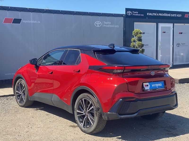 Toyota C-HR 2.0HEV, ČR-1m, Executive, 4x4 - fotka 5 z 18